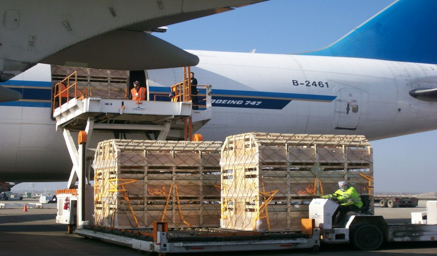 雷波到德国空运公司